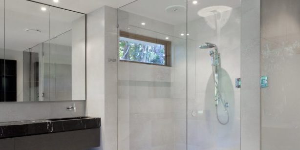 frameless shower screens brisbane